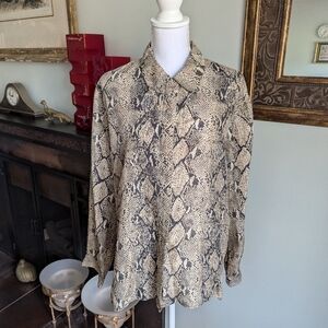 90s Vintage Women's Large Silk Blouse Snake Print Button Up Long Sleeve Tan